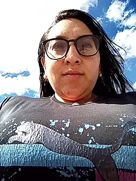 Valeria montana  online show from 01-17-26, 02:44