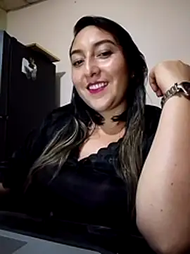 Valeria montana  online show from 04-06-26, 01:47