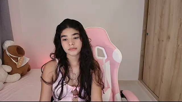 phia carter online show from 05-25-26, 01:11