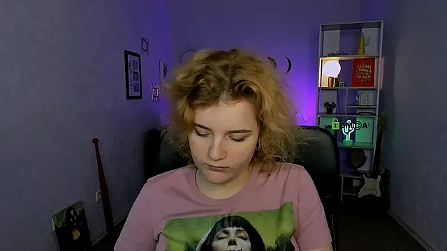 lolli popsi online show from 12-19-25, 04:25