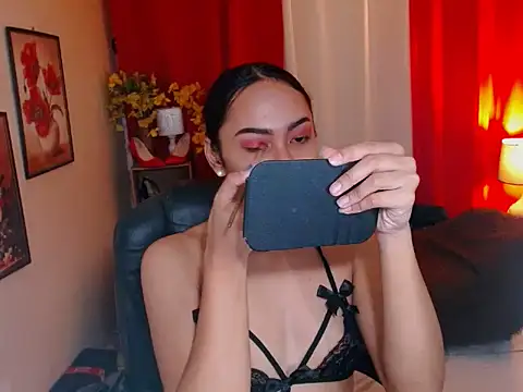 kylieEmparado online show from 12-15-25, 04:50