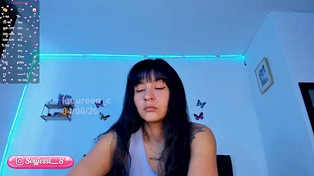 Snapshot of lauureen_c chatting on 06-04-26, 11:38 lauureen c online show from 06-04-26, 11:38