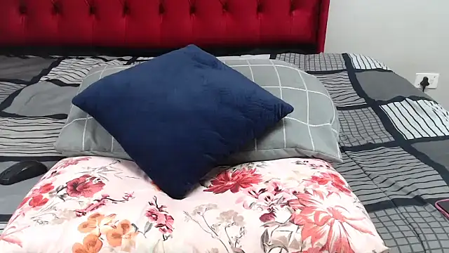 SweetdelightXXXX online show from 04-13-26, 08:09