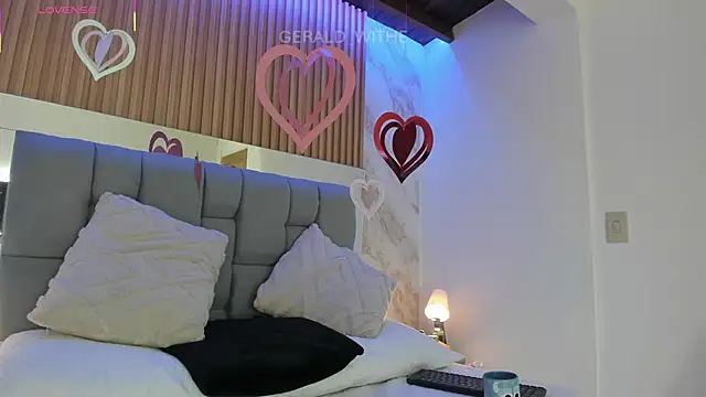 Snapshot of gerald_withe chatting on 02-15-26, 01:09 gerald withe online show from 02-15-26, 01:09