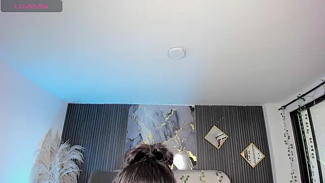 melodysnow  online show from 01-12-26, 09:42