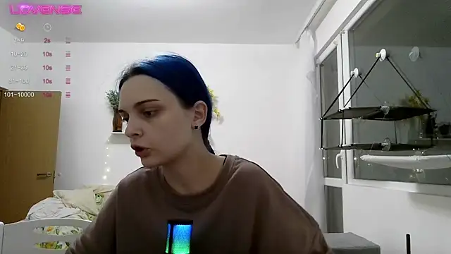 Snapshot of kawaii_lavinaa chatting on 12-05-25, 06:48 kawaii lavinaa online show from 12-05-25, 06:48