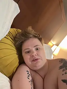 kimberlyAnnwilber96 online show from 12-02-25, 09:54