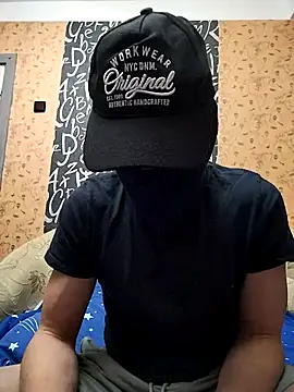 Snapshot of Raf25ik chatting on 12-15-25, 10:25 Raf25ik online show from 12-15-25, 10:25