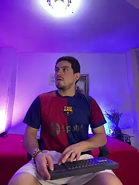 williamsmiiths16 online show from 04-09-26, 11:48