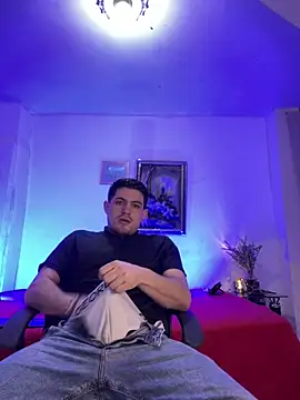 williamsmiiths16 online show from 04-13-26, 11:37