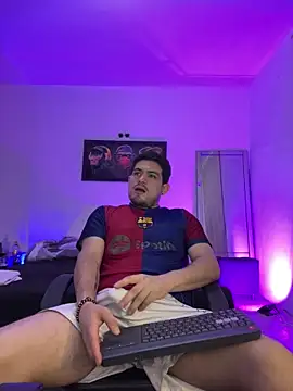 williamsmiiths16 online show from 05-16-26, 11:42