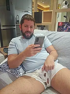Snapshot of RipMyUnderwear chatting on 06-08-26, 02:06 RipMyUnderwear online show from 06-08-26, 02:06