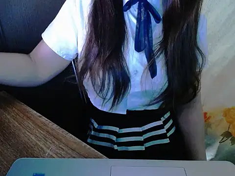 Snapshot of maian_love chatting on 07-18-26, 06:56 maian love online show from 07-18-26, 06:56