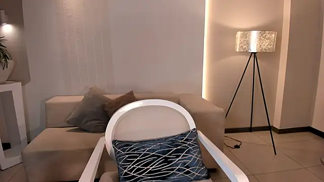 MadisonKane online show from 11-07-25, 11:10