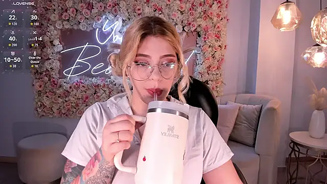 MadisonKane online show from 03-11-26, 11:16