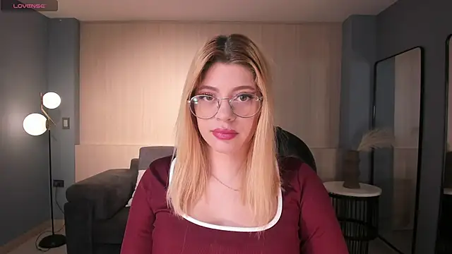 MadisonKane online show from 04-14-26, 11:16