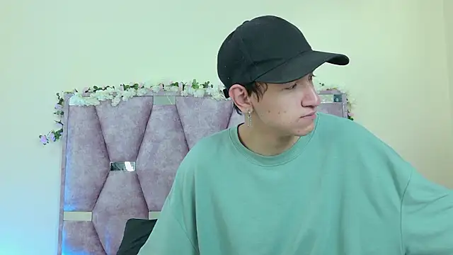 iris and damian online show from 02-13-26, 05:20