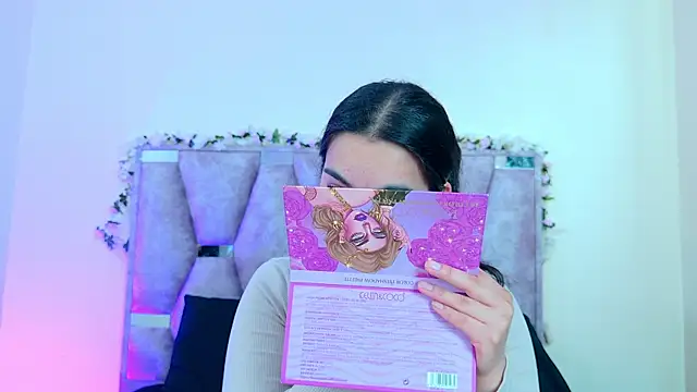 iris and damian online show from 04-09-26, 05:18