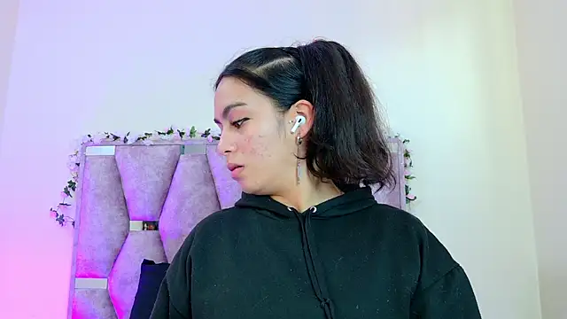 iris and damian online show from 04-16-26, 05:14