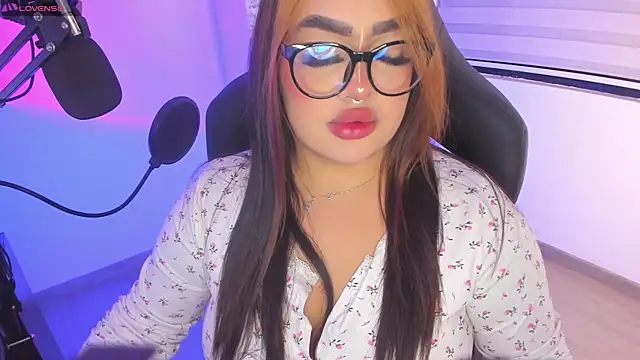 asheryn online show from 02-11-26, 01:43