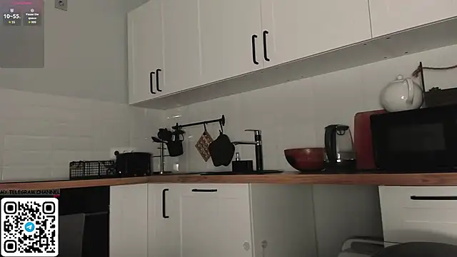 Snapshot of Elizwise chatting on 03-26-26, 07:03 Elizwise online show from 03-26-26, 07:03