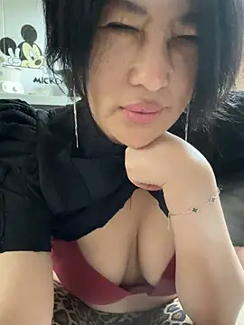 Snapshot of luckybaby666999 chatting on 05-12-26, 11:57 luckybaby666999 online show from 05-12-26, 11:57