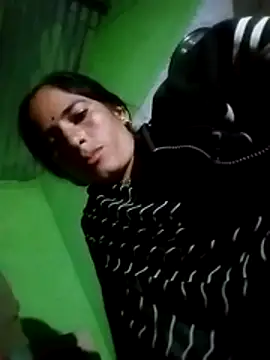 Snapshot of mayankahotxx chatting on 12-03-25, 01:53 mayankahotxx online show from 12-03-25, 01:53