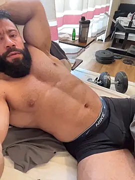 Snapshot of stylesexy chatting on 02-15-26, 12:47 stylesexy online show from 02-15-26, 12:47