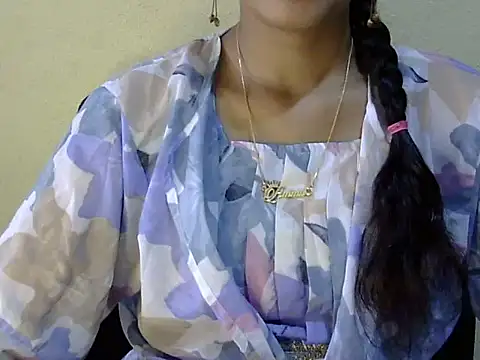 Snapshot of Shab_M chatting on 05-19-26, 06:42 Shab M online show from 05-19-26, 06:42