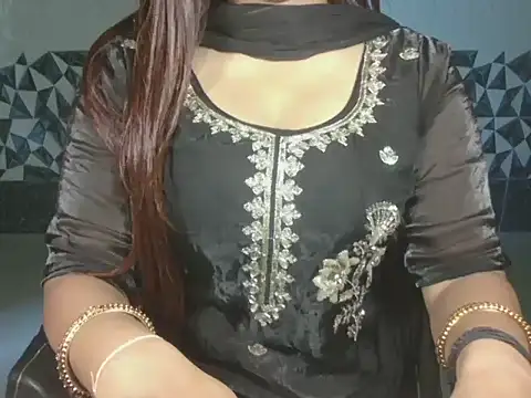 Hotty Suzuka online show from 07-03-26, 03:13