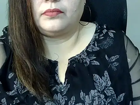 Snapshot of Soniya_Sha chatting on 02-11-26, 07:13 Soniya Sha online show from 02-11-26, 07:13