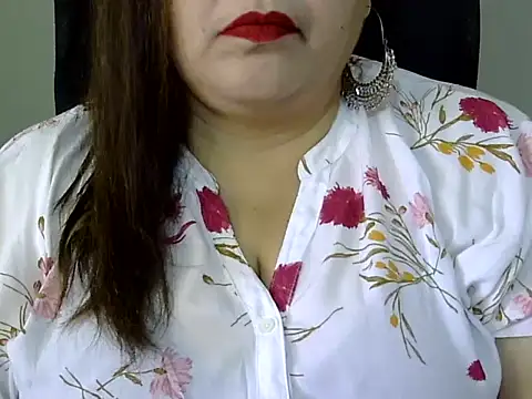 Snapshot of Soniya_Sha chatting on 02-16-26, 06:53 Soniya Sha online show from 02-16-26, 06:53