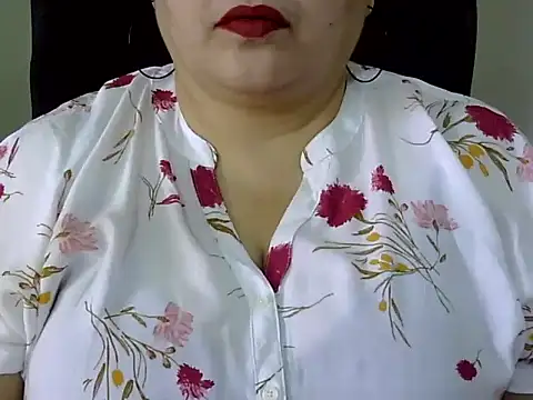 Snapshot of Soniya_Sha chatting on 02-28-26, 06:14 Soniya Sha online show from 02-28-26, 06:14