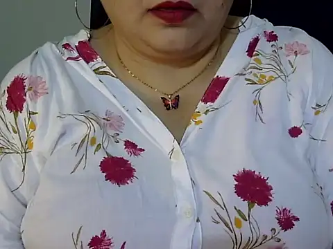 Snapshot of Soniya_Sha chatting on 06-03-26, 02:55 Soniya Sha online show from 06-03-26, 02:55