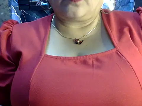 Snapshot of Soniya_Sha chatting on 06-26-26, 01:04 Soniya Sha online show from 06-26-26, 01:04