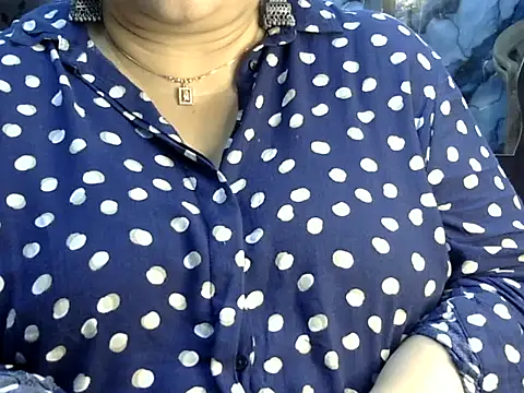 Snapshot of Soniya_Sha chatting on 06-29-26, 10:15 Soniya Sha online show from 06-29-26, 10:15