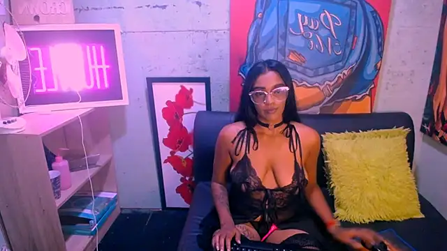 Indianzaraxxx online show from 04-16-26, 05:58