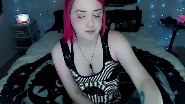 MaryMary  online show from 10-23-25, 03:28