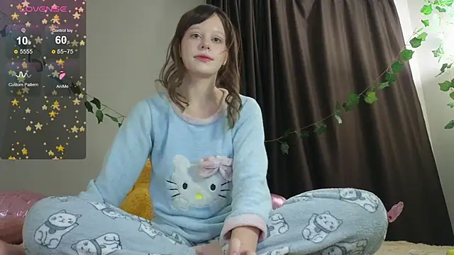 Lace Thrill online show from 02-17-26, 07:53