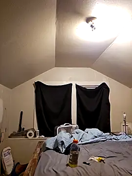 iLOVETRAY96 online show from 02-12-26, 09:37