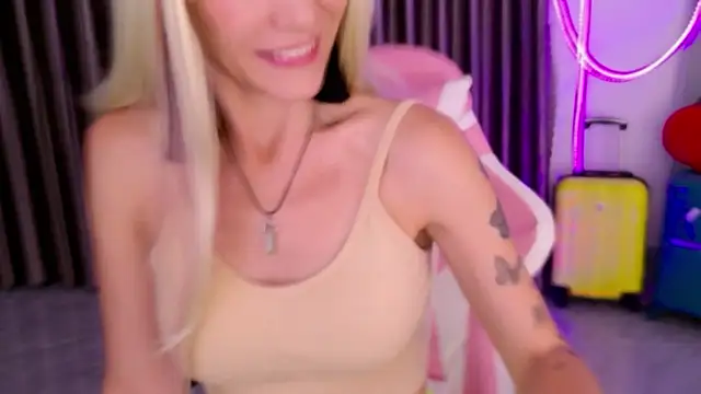 betty xoxoo online show from 03-12-26, 12:00