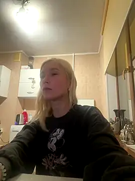 KisJeni online show from 12-04-25, 06:05