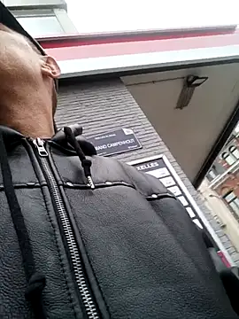 jefflatex45 online show from 12-20-25, 02:24