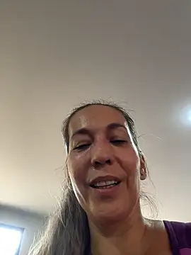 Snapshot of sandrafarrely chatting on 04-11-26, 06:23 sandrafarrely online show from 04-11-26, 06:23
