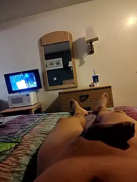 Snapshot of moneytalk516 chatting on 01-08-26, 06:16 moneytalk516 online show from 01-08-26, 06:16