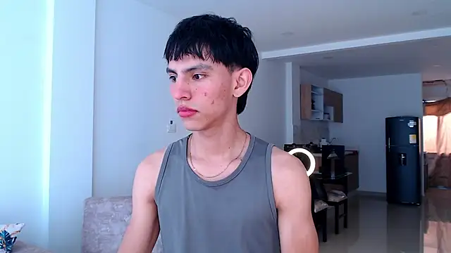 Snapshot of andrew_courtzz chatting on 01-16-26, 08:35 andrew courtzz online show from 01-16-26, 08:35