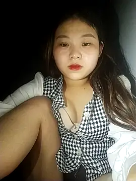 vytriu123 online show from 12-05-25, 02:36