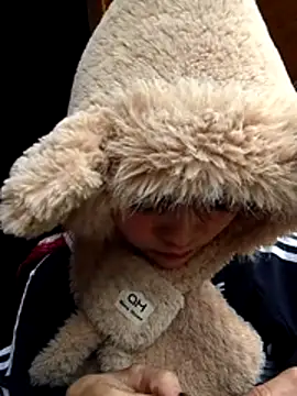 candy-bobo online show from 12-17-25, 04:18