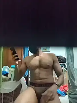Snapshot of Suranga121 chatting on 12-13-25, 08:47 Suranga121 online show from 12-13-25, 08:47