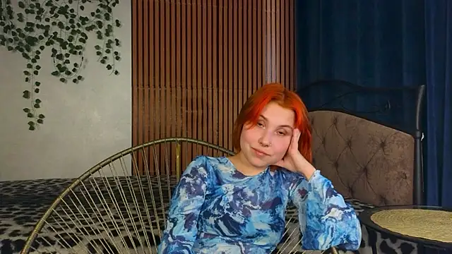 Snapshot of RavenOpaline chatting on 03-02-26, 06:25 RavenOpaline online show from 03-02-26, 06:25